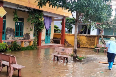 Công tác dọn dẹp vệ sinh trường lớp sau bão Yagi của trường Tiểu học Hải Hòa!